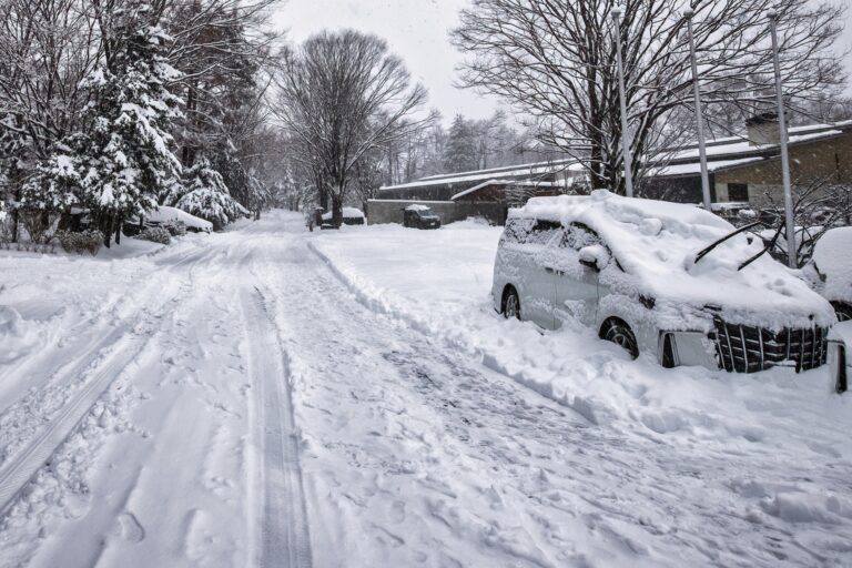 布製タイヤチェーン「スノーソックス」おすすめ5選 メリット・デメリットは？