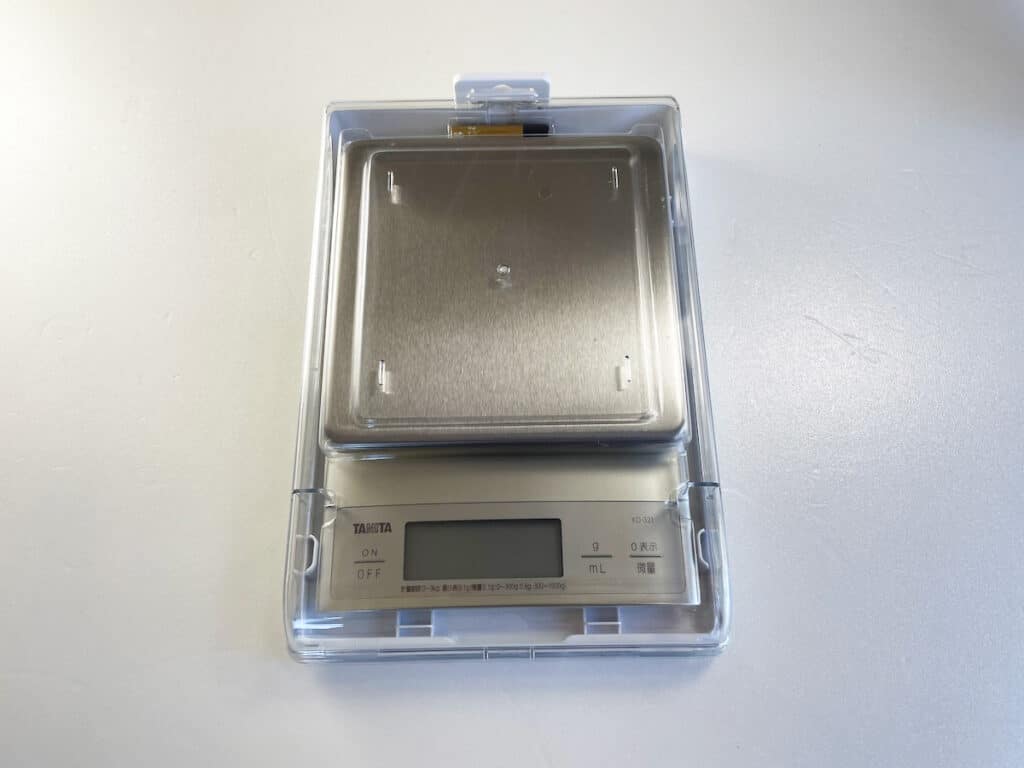 ケース付きのタニタKD-321