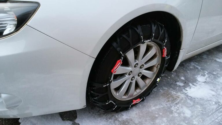 非金属タイヤチェーンおすすめ6選 【2026年版】樹脂製チェーンのメリット・デメリットは?